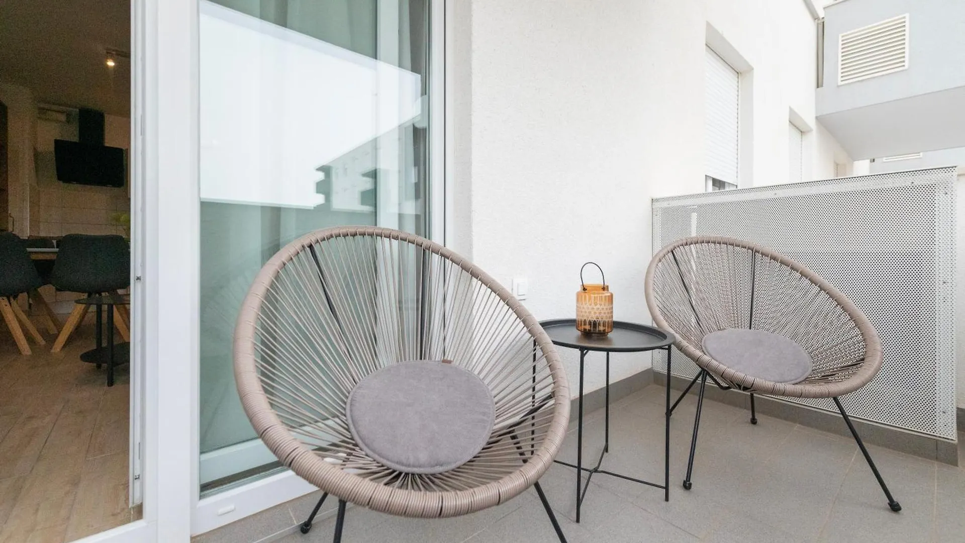Apartment K&L,Zára